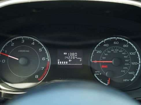 Used 2018 Subaru Crosstrek 2.0i Premium image 16