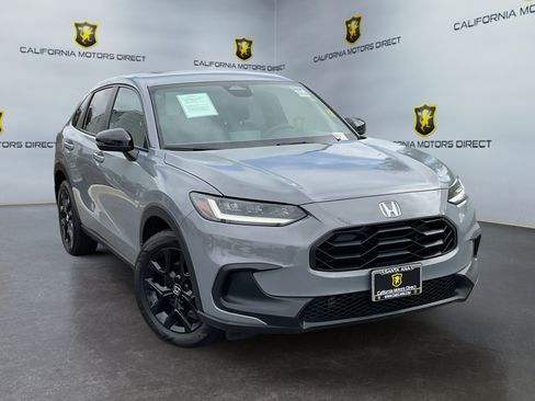 Used 2024 Honda HR-V Sport image 3