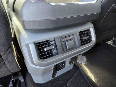 Used 2021 Ford F150 Lariat w/ Equipment Group 502A High AWD/4WD image 13