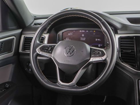 Used 2022 Volkswagen Atlas Cross Sport SE AWD/4WD image 12