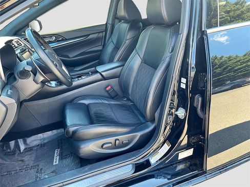 Used 2022 Nissan Maxima SR w/ Sport Mat Group image 20