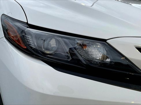 Used 2023 Toyota Camry SE w/ Cold Weather Package image 27