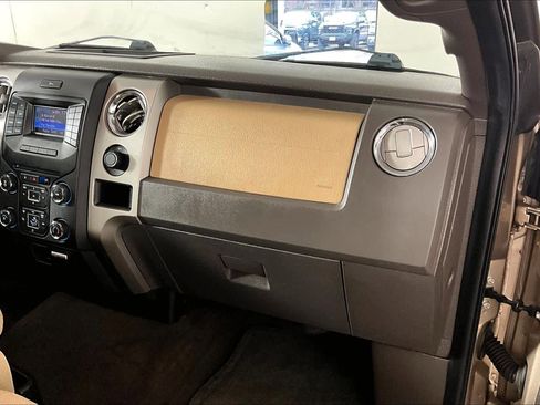 Used 2013 Ford F150 XLT w/ XLT Chrome Pkg image 19