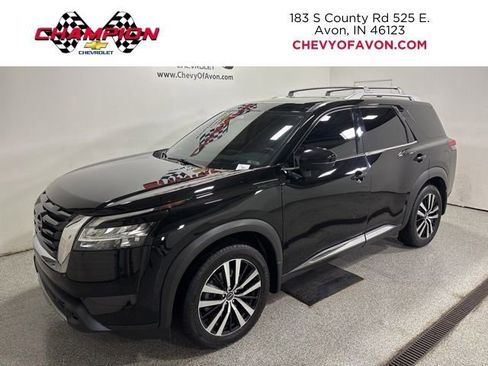 Used 2023 Nissan Pathfinder Platinum w/ Cargo Package image 1