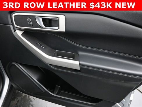 Used 2024 Ford Explorer XLT w/ Equipment Group 202A image 24