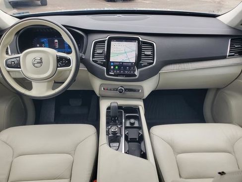 Certified 2025 Volvo XC90 T8 Plus w/ Protection Package Premier AWD/4WD image 28