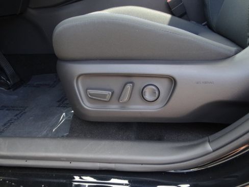 New 2026 Toyota RAV4 SE AWD/4WD image 9