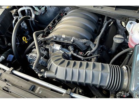 Used 2026 Chevrolet Tahoe Z71 w/ Z71 Off-Road Package image 33