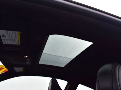 Used 2022 INFINITI Q60 3.0t Luxe w/ Essential Package image 18