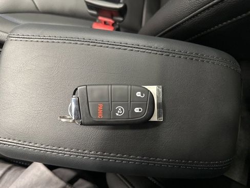 New 2025 Jeep Compass Limited w/ Sun & Sound Group image 25