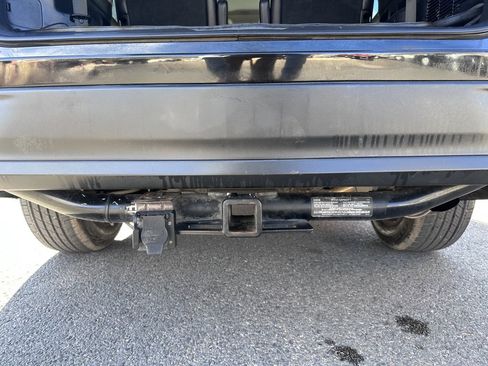 Used 2017 Toyota Highlander XLE image 26