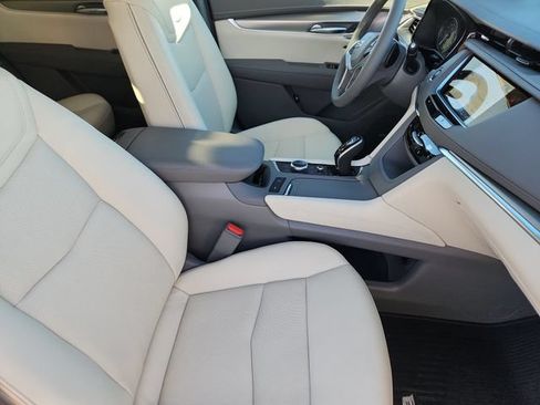 New 2026 Cadillac XT5 Premium Luxury w/ Driver Assist Package AWD/4WD image 22