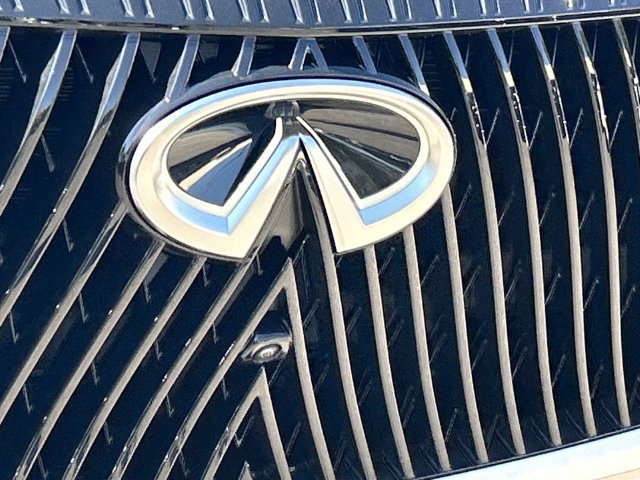 Certified 2026 INFINITI QX80 Pure w/ Cargo Package RWD image 11