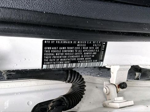 Used 2014 Volkswagen Beetle R-Line image 37