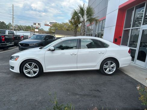 Used 2014 Volkswagen Passat 1.8T SE image 8