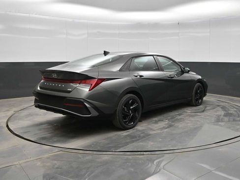 New 2026 Hyundai Elantra Sport FWD image 7