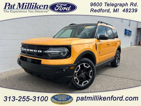 Certified 2023 Ford Bronco Sport Outer Banks w/ Tech Package AWD/4WD image 1