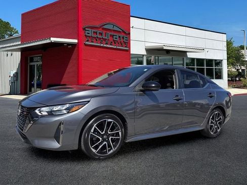 Used 2024 Nissan Sentra SR image 1