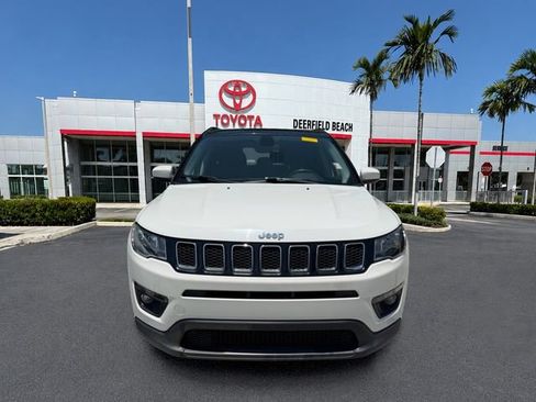 Used 2020 Jeep Compass Latitude w/ Safety & Security Group FWD image 2