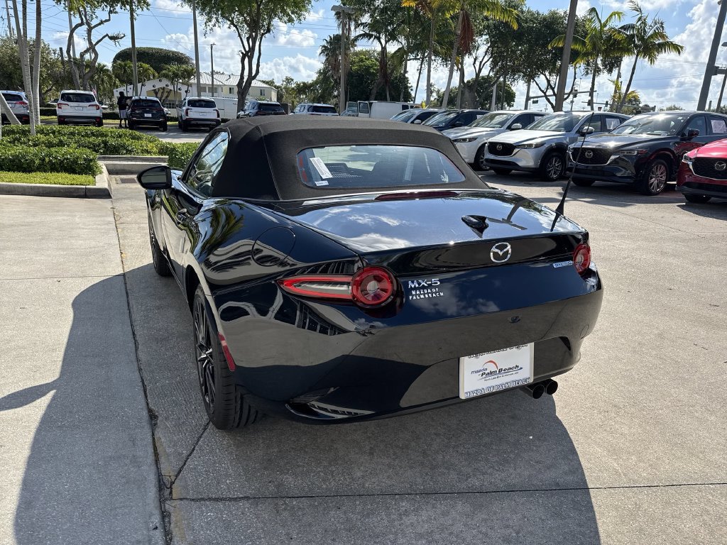 New 2026 MAZDA MX-5 Miata Grand Touring RWD image 13