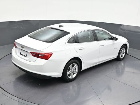 Used 2024 Chevrolet Malibu LS FWD image 22