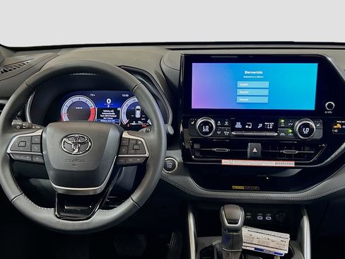 New 2026 Toyota Highlander XSE image 23