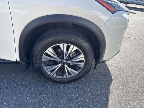 Used 2023 Nissan Rogue SV image 20
