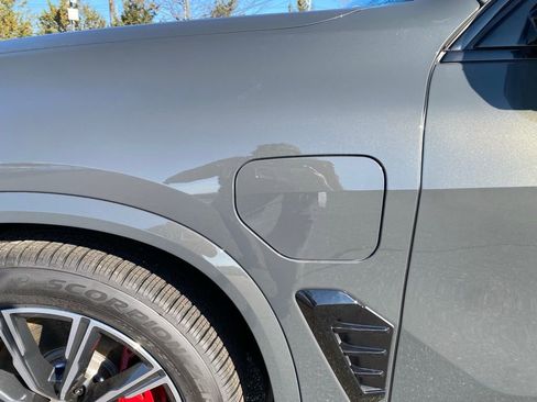 New 2026 BMW X5 xDrive50e image 13