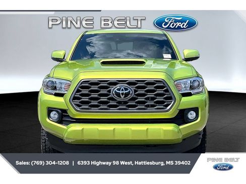 Used 2023 Toyota Tacoma TRD Sport w/ Advanced Technology Package AWD/4WD image 3