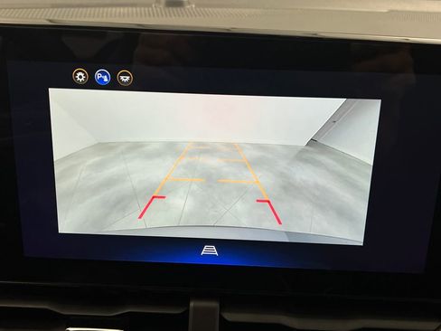 Used 2026 Chevrolet Equinox LT FWD image 54