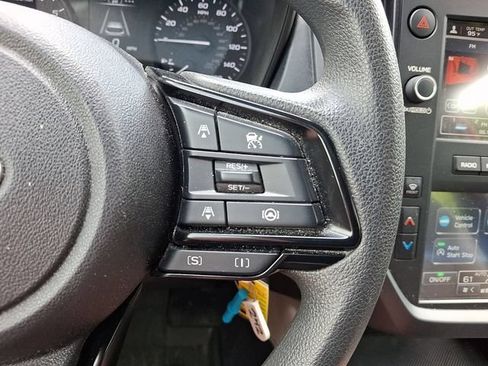 Certified 2025 Subaru Forester AWD/4WD image 27