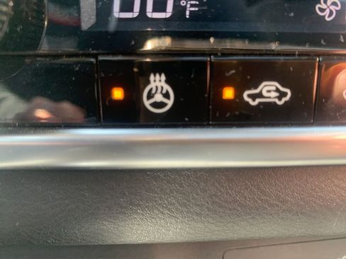 Certified 2023 Nissan Rogue SV w/ SV Premium B Package AWD/4WD image 15