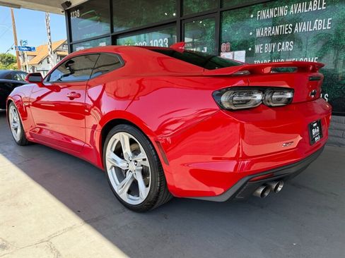 Used 2019 Chevrolet Camaro SS image 6