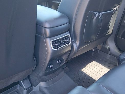 Used 2023 Hyundai Santa Fe SEL w/ Premium Package AWD/4WD image 18