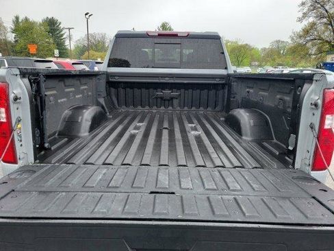 Used 2024 Chevrolet Silverado 2500 LT w/ Convenience Package AWD/4WD image 8