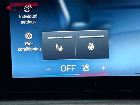 Used 2024 BMW X5 xDrive50e w/ Parking Assistance Package image 17