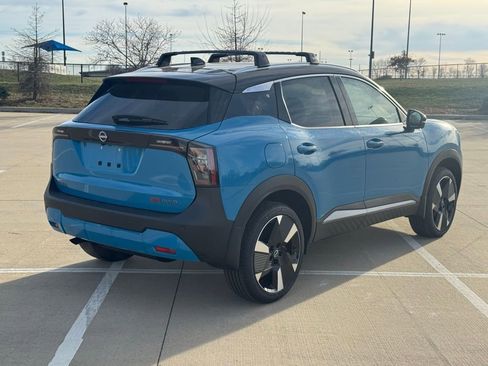 New 2026 Nissan Kicks SR w/ Cold Weather Package image 7