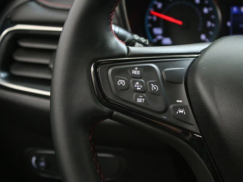 Used 2023 Chevrolet Equinox RS image 13