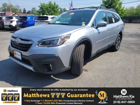 Used 2022 Subaru Outback Limited AWD/4WD image 1