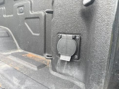 Used 2024 GMC Sierra 2500 AT4X AWD/4WD image 53