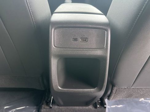 Used 2025 Chevrolet Trax RS w/ Driver Confidence Package image 45