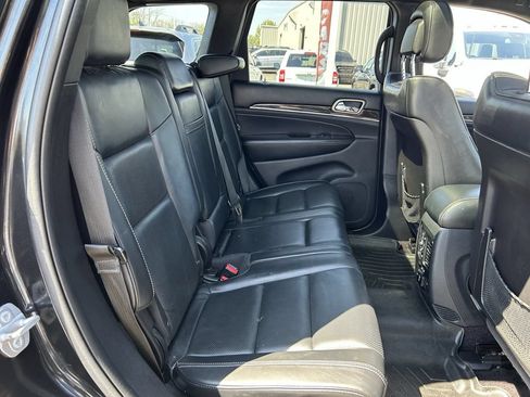 Used 2016 Jeep Grand Cherokee Overland AWD/4WD image 26