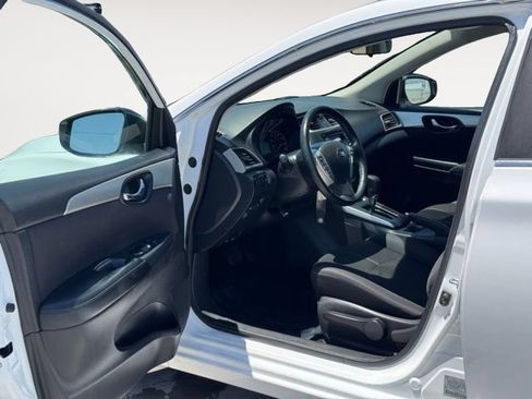 Used 2016 Nissan Sentra S FWD image 9