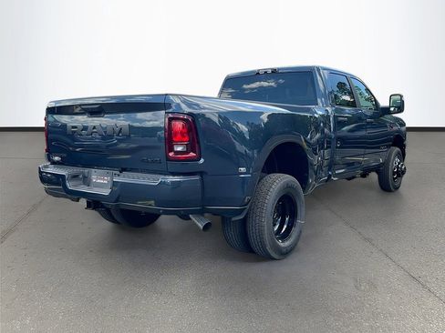 New 2026 RAM 3500 Big Horn AWD/4WD image 7
