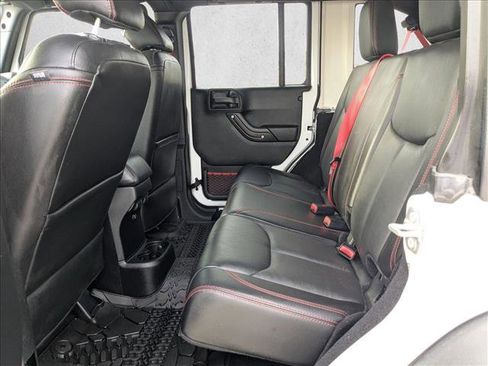 Used 2017 Jeep Wrangler Unlimited Rubicon image 20