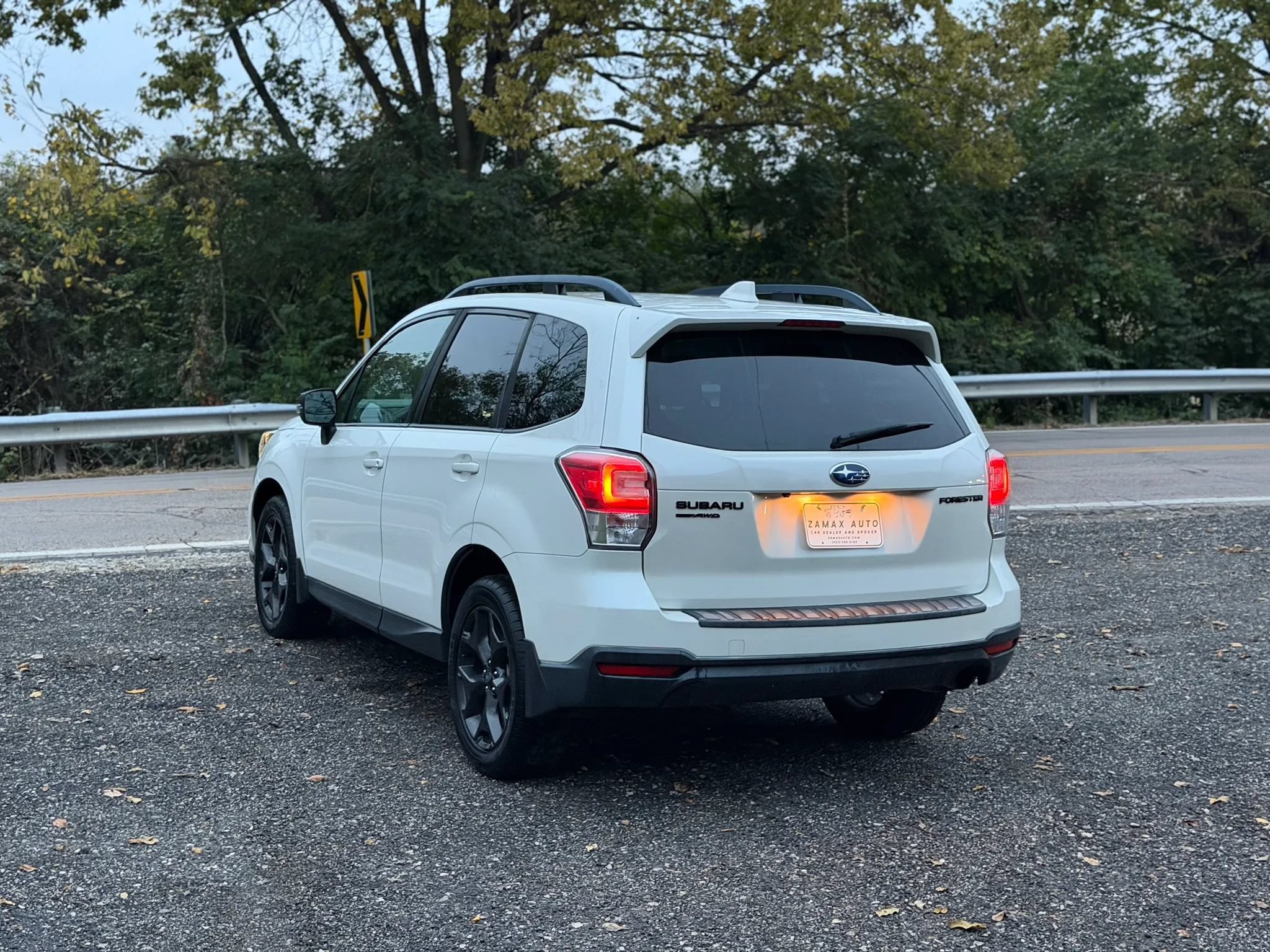 Used 2018 Subaru Forester 2.5i Premium w/ Protection Package #1 AWD/4WD image 10