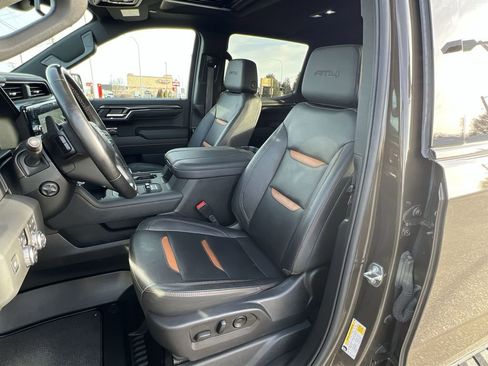Used 2024 GMC Sierra 1500 AT4 w/ AT4 Premium Package image 20