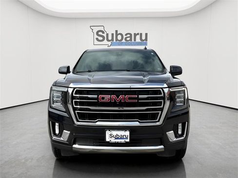 Used 2022 GMC Yukon SLT w/ SLT Luxury Package image 2