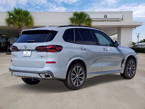 New 2026 BMW X5 xDrive40i w/ M Sport Package AWD/4WD image 6