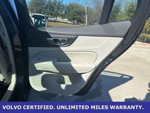 Certified 2025 Volvo S60 B5 Core image 13